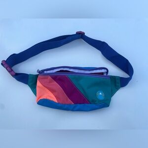 Mokuyobi Retro 80s Color Block Fanny Pack Travel Sling Surfer Skater Athleisure